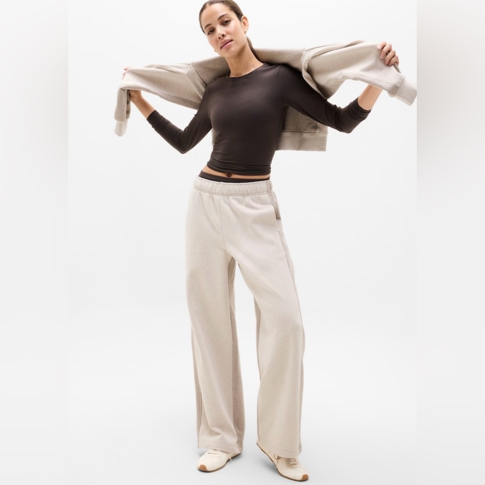 Athleta Forever Fleece Wide Leg Pant, Small - Picture 1 of 7